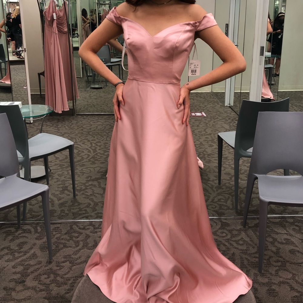 Brand New Full Length Gown 😍